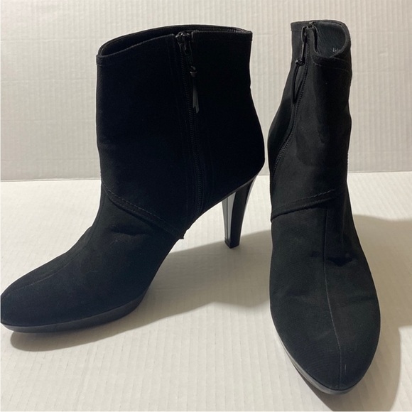 Stuart Weitzman Black platform Heeled Boots - Picture 2 of 6